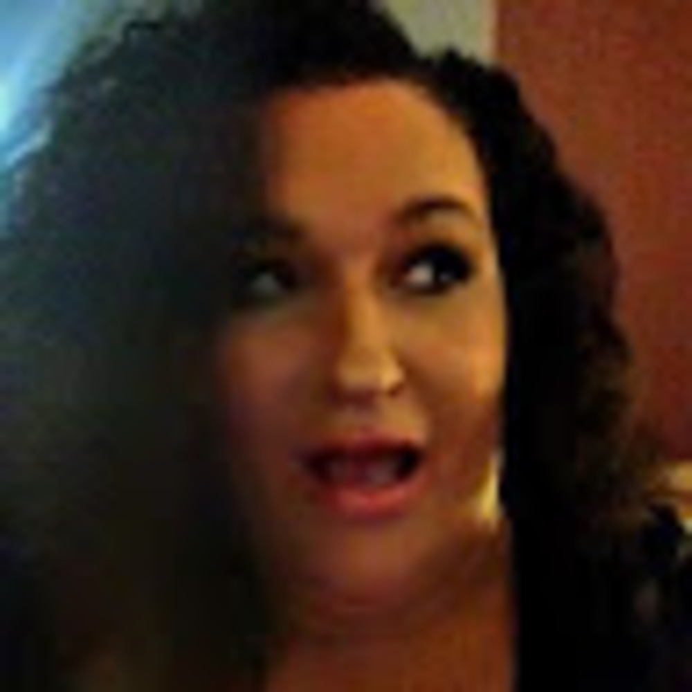 Meet your Posher, Gina